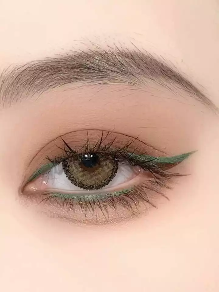Eye Makeup for Gen Z for every festival