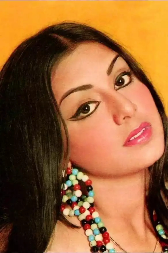 20 Eye Makeup for Party Glam that you should try once