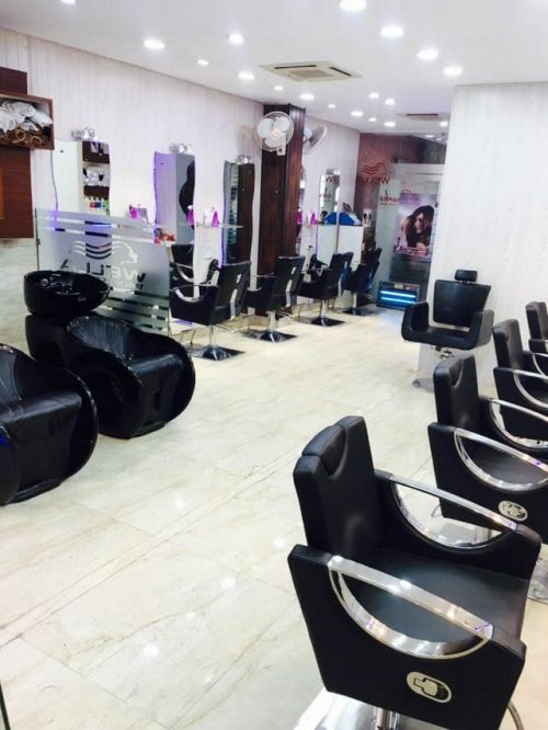 SPARKS UNISEX SALON