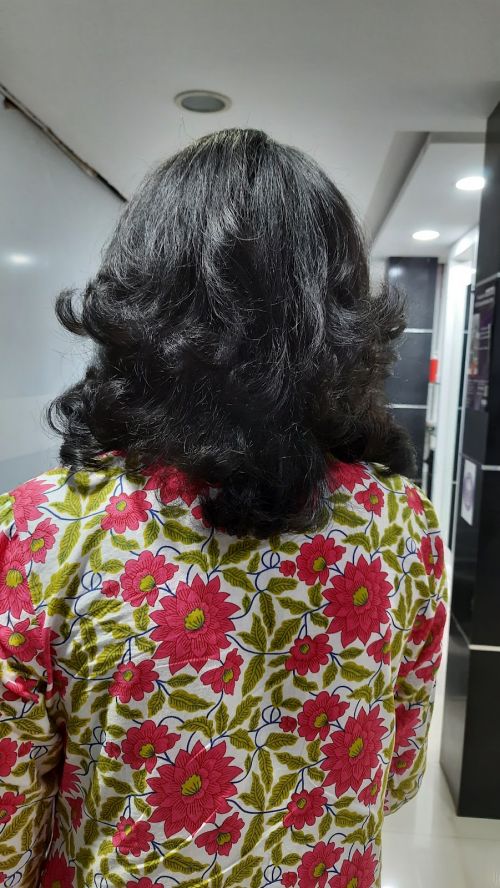 Naturals Hair & Beauty Salon