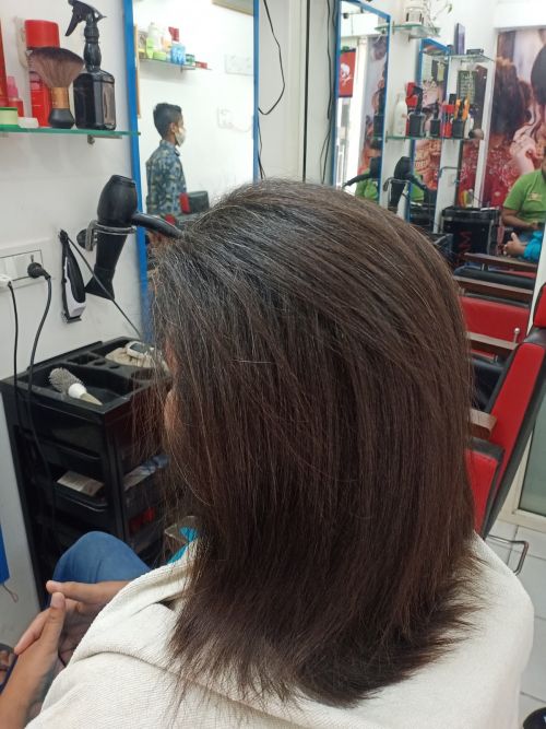 TAMMANA HAIR DRESSERS