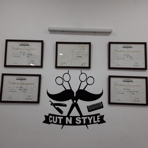Cut N Style
