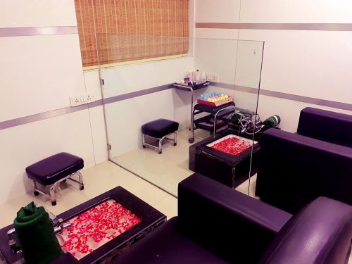 HAIR STYLE LOUNGE