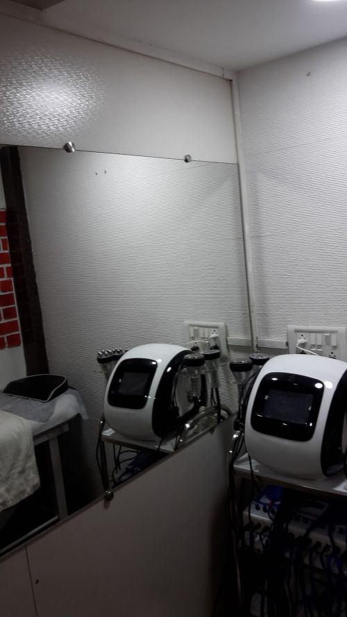 Vanilla Unisex Salon