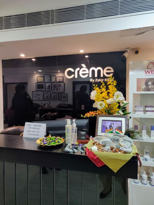 Creme Salon