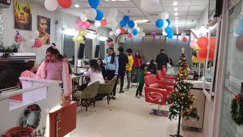 Feather Touch Saloon & Spa