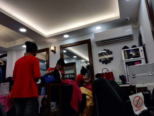 Hair We R Studio