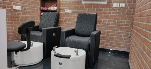 Hair We R Studio