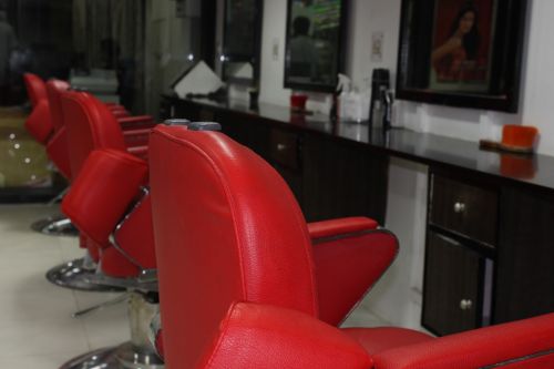 excellent beauty & hair centre