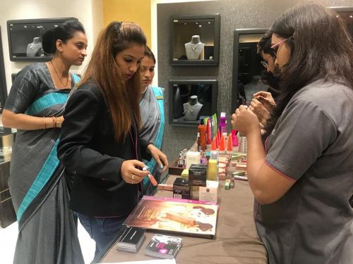 Owesome Women Salon