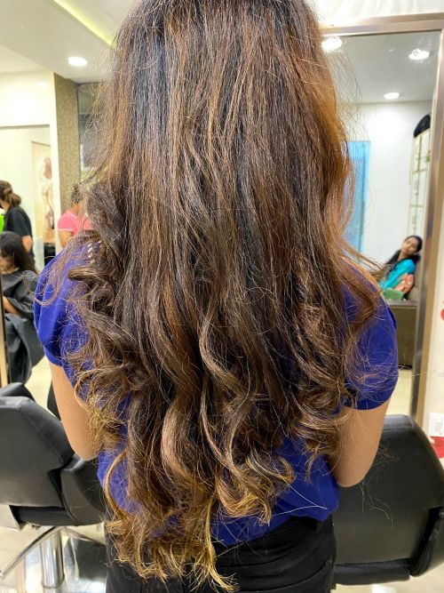 Viviana Unisex Salon
