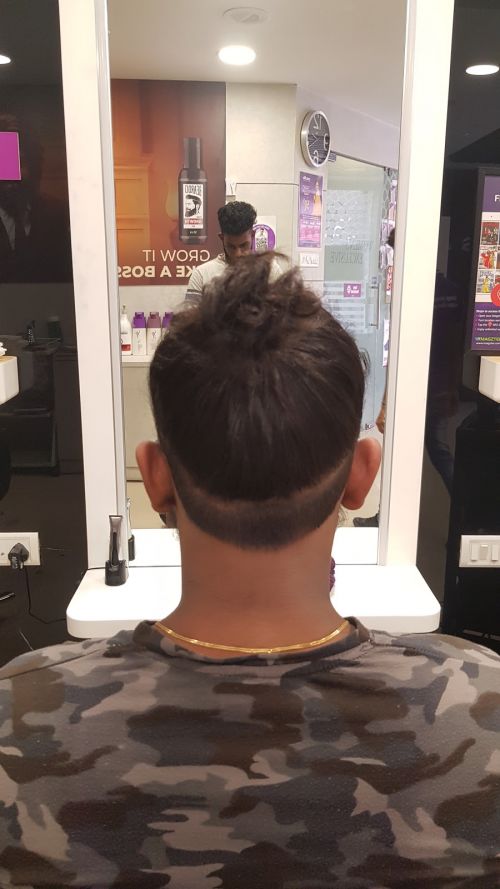 Cut Throat Beauty Saloon