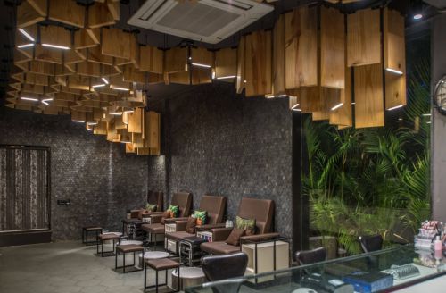 H Q Salon