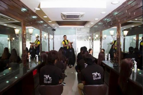 Aashmeen Munjals Star Salon