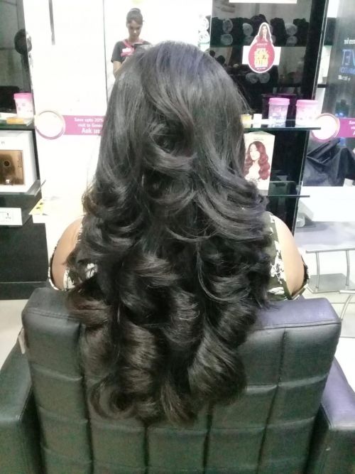 Rising saloon