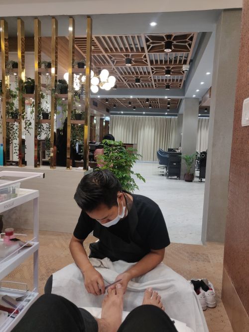 Erins Beauty Saloon For Ladies