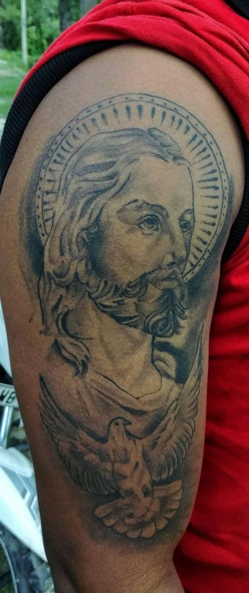 Shree Tattoo Parlour N Saloon