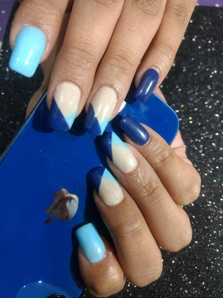 Golden Glitzz Nail Art Studio
