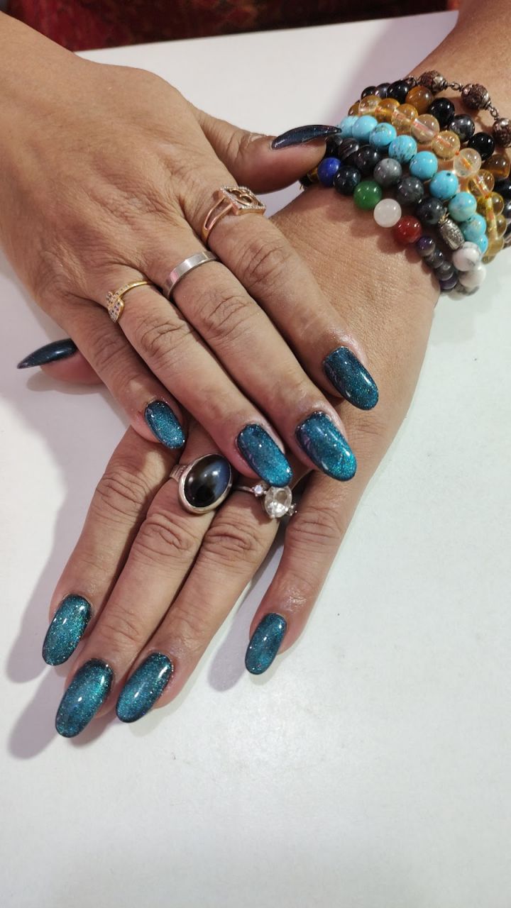 Golden Glitzz Nail Art Studio