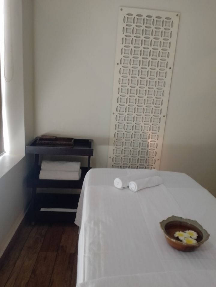 The Spa - Gandhi Maidan
