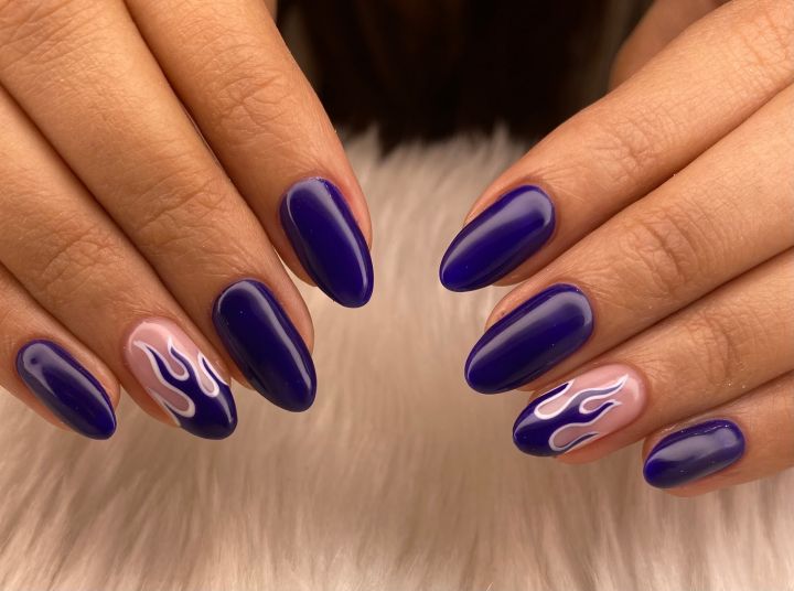 Nail Holic