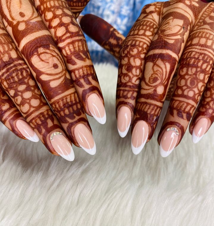 Nail Holic