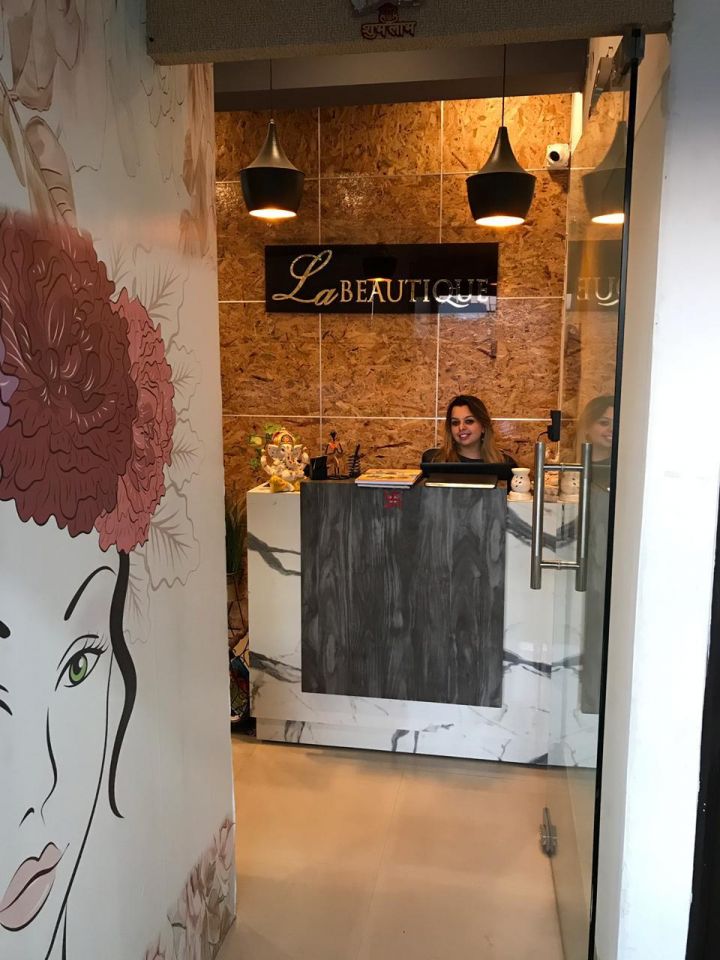 La Beautique Luxury Salon and Make up