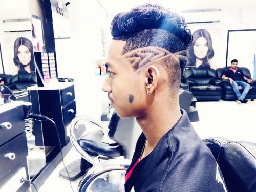 HAIR