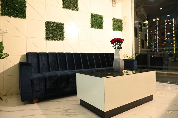SPARSH VIEW SALON & SPA