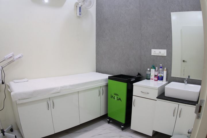 SPARSH VIEW SALON & SPA