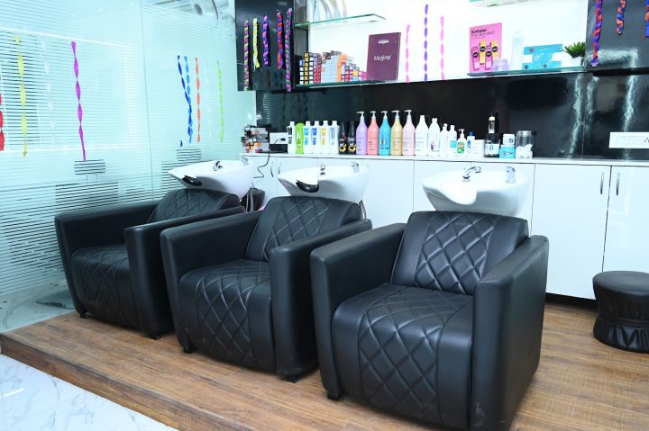 SPARSH VIEW SALON & SPA