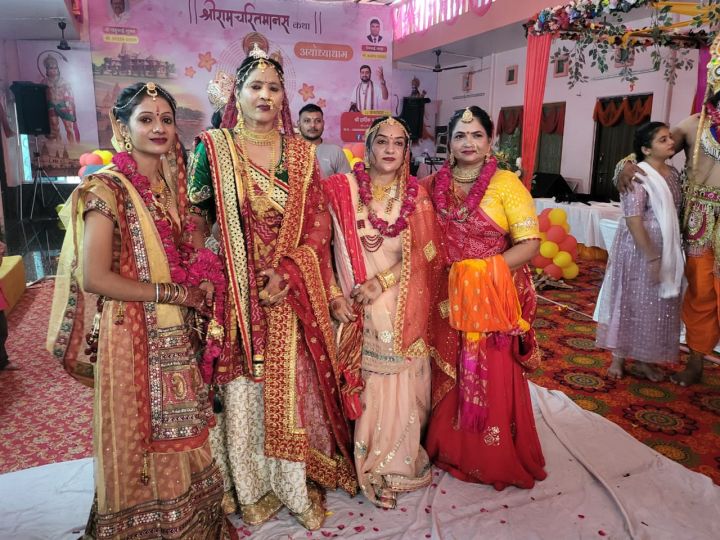 PALAK BEAUTY PARLOUR