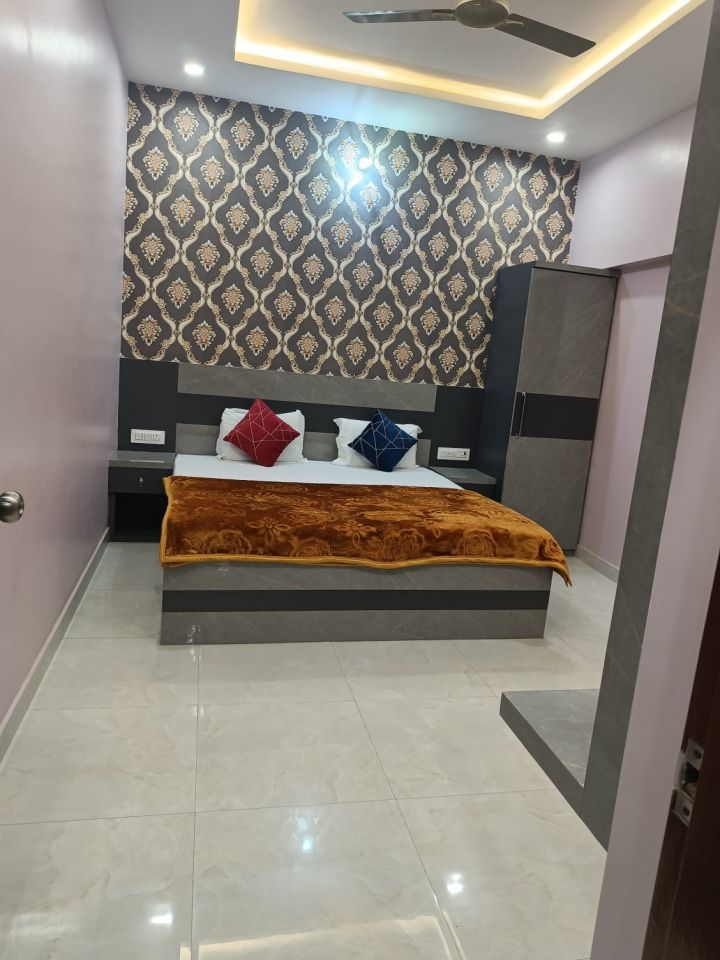 PALAK BEAUTY PARLOUR
