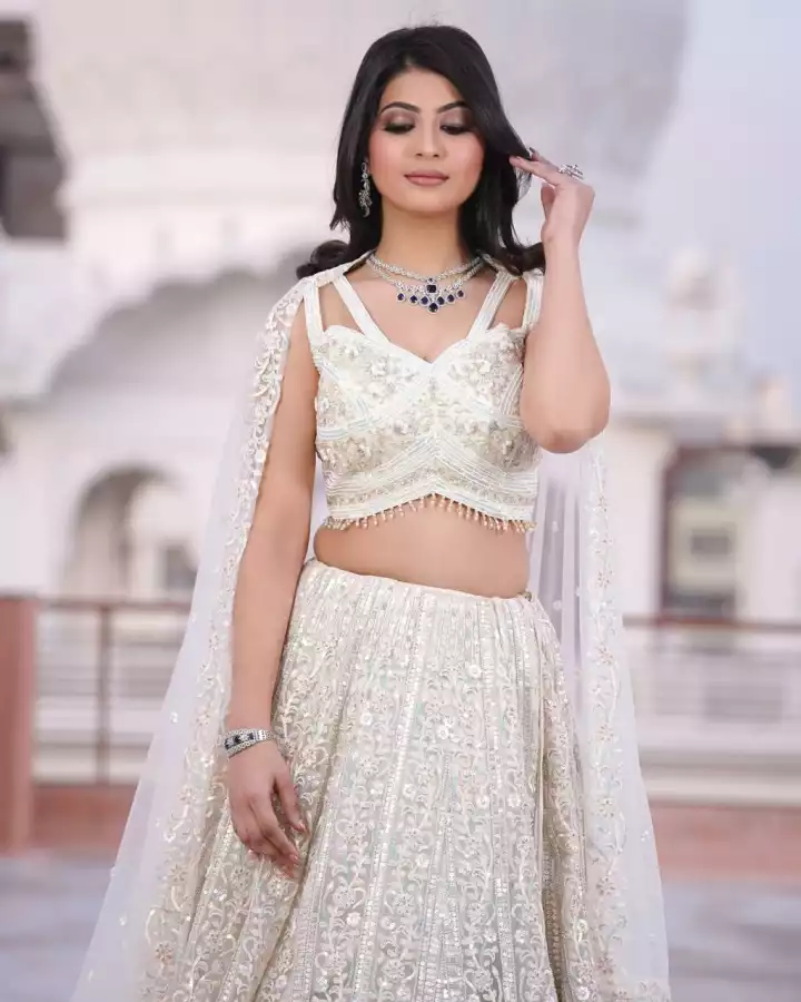 Vashika Sethi Makeovers and Academy