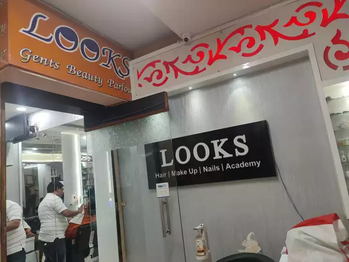 Looks Beauty Parlour