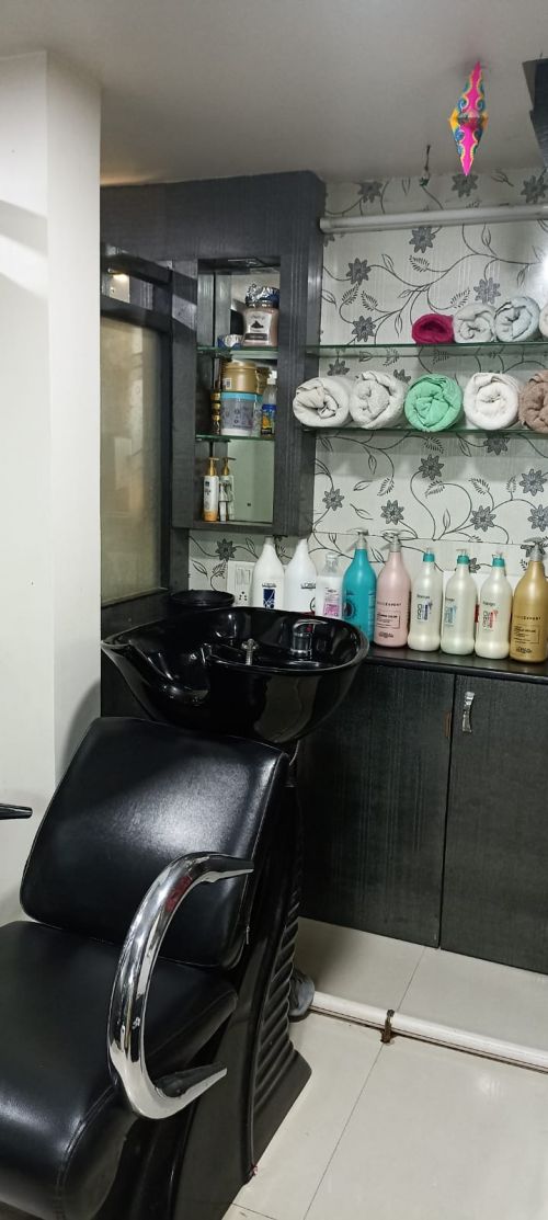 Mythic Hair & Beauty Parlour