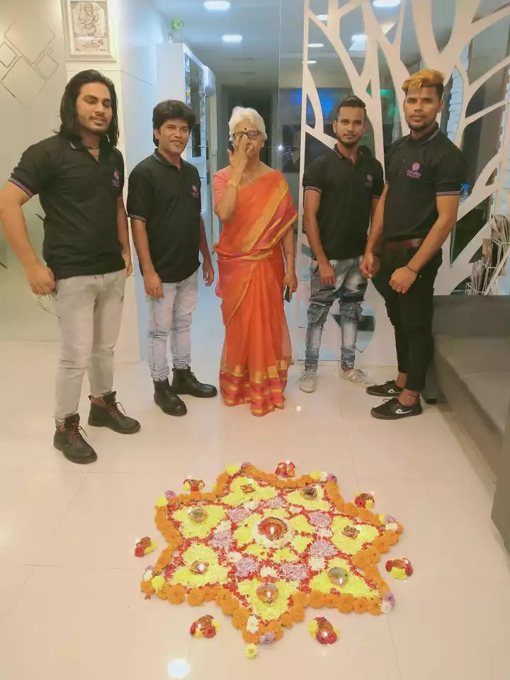 Naturals Salon & Spa