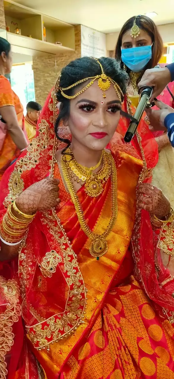 VISAGE JAYADEV VIHAR