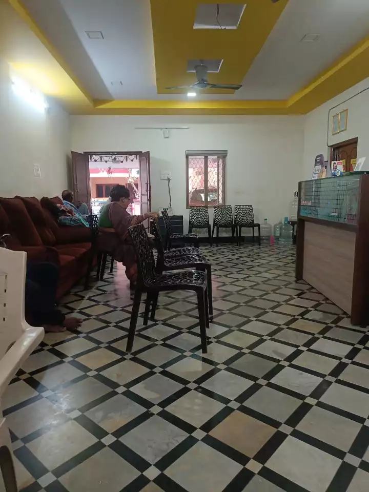 V & V SALON