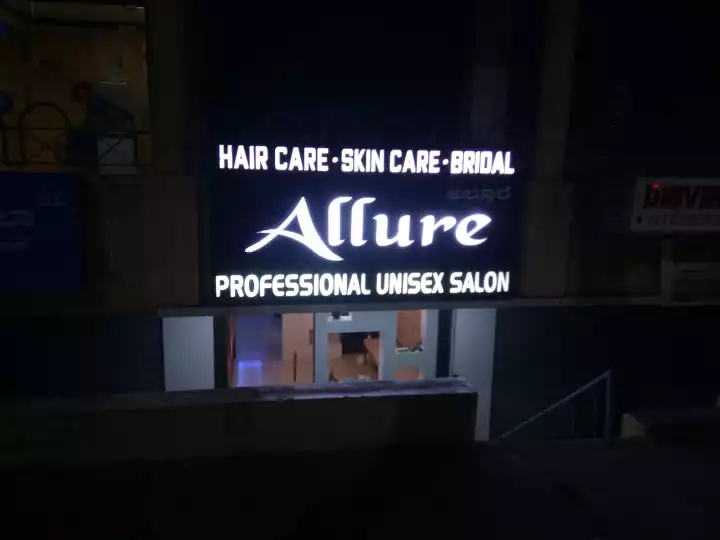 Allure Professional unisex salon