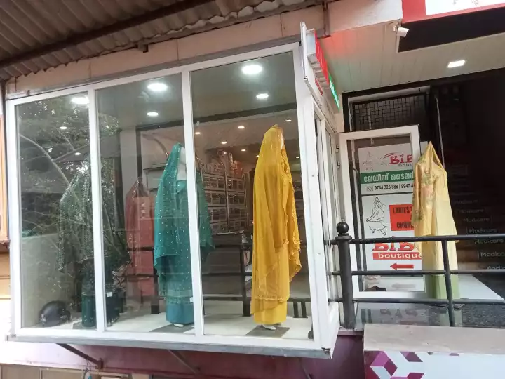 Kalyan Beauty Parlour