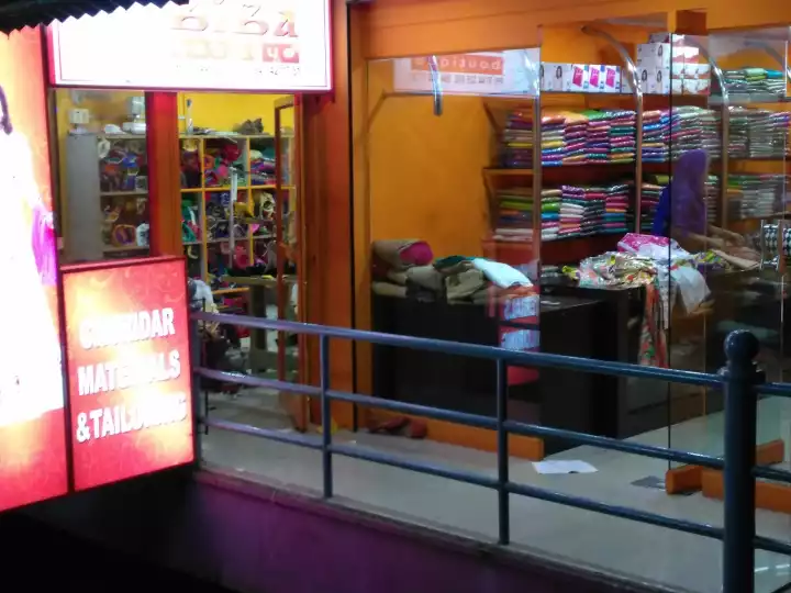 Kalyan Beauty Parlour