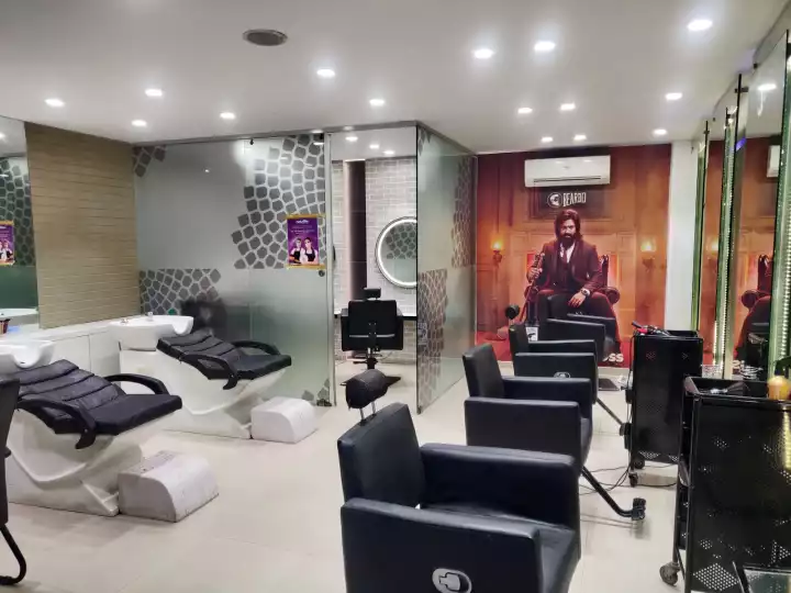 Naturals Salon & Spa Church Hill Road