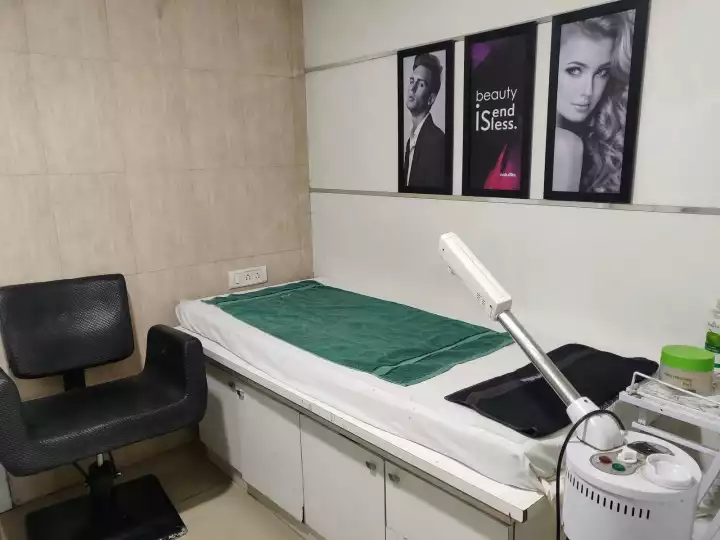 Naturals Salon & Spa Church Hill Road