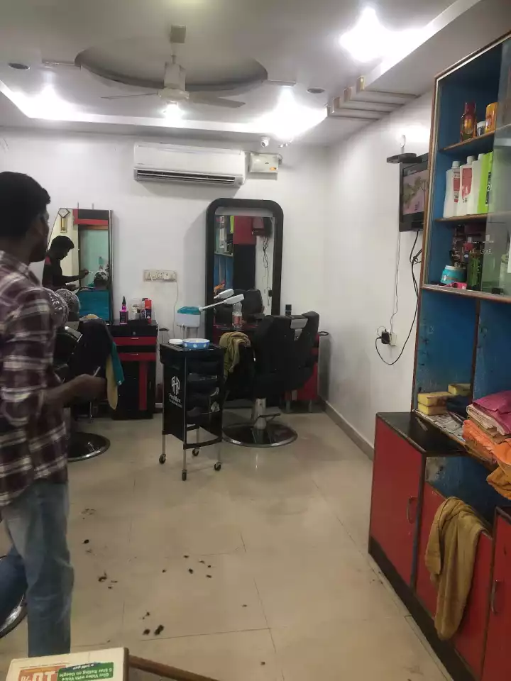 Wow Mens Beauty Parlour