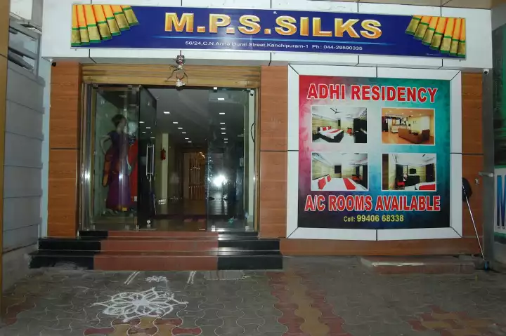 MP Makeover Studio & Academy
