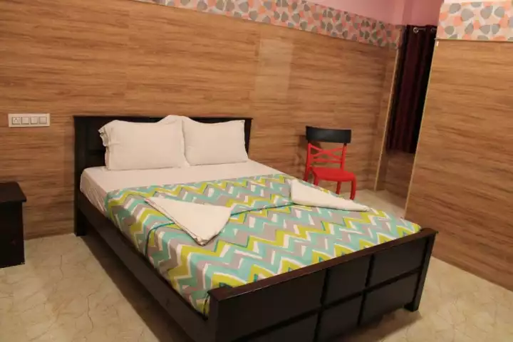 MP Makeover Studio & Academy