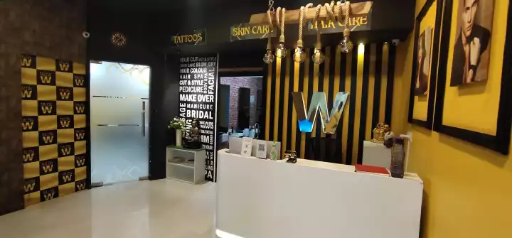 SALON W MAKEUP and BEAUTY ACADEMY