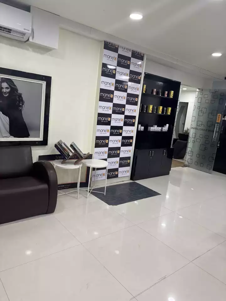 Manea The Salon