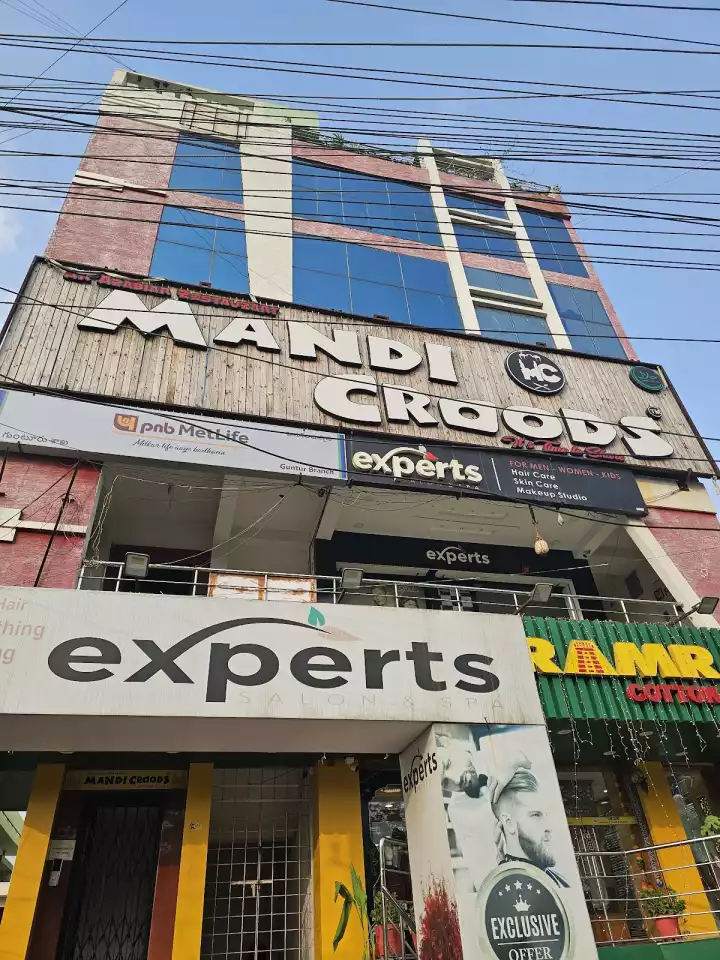 Experts Salon
